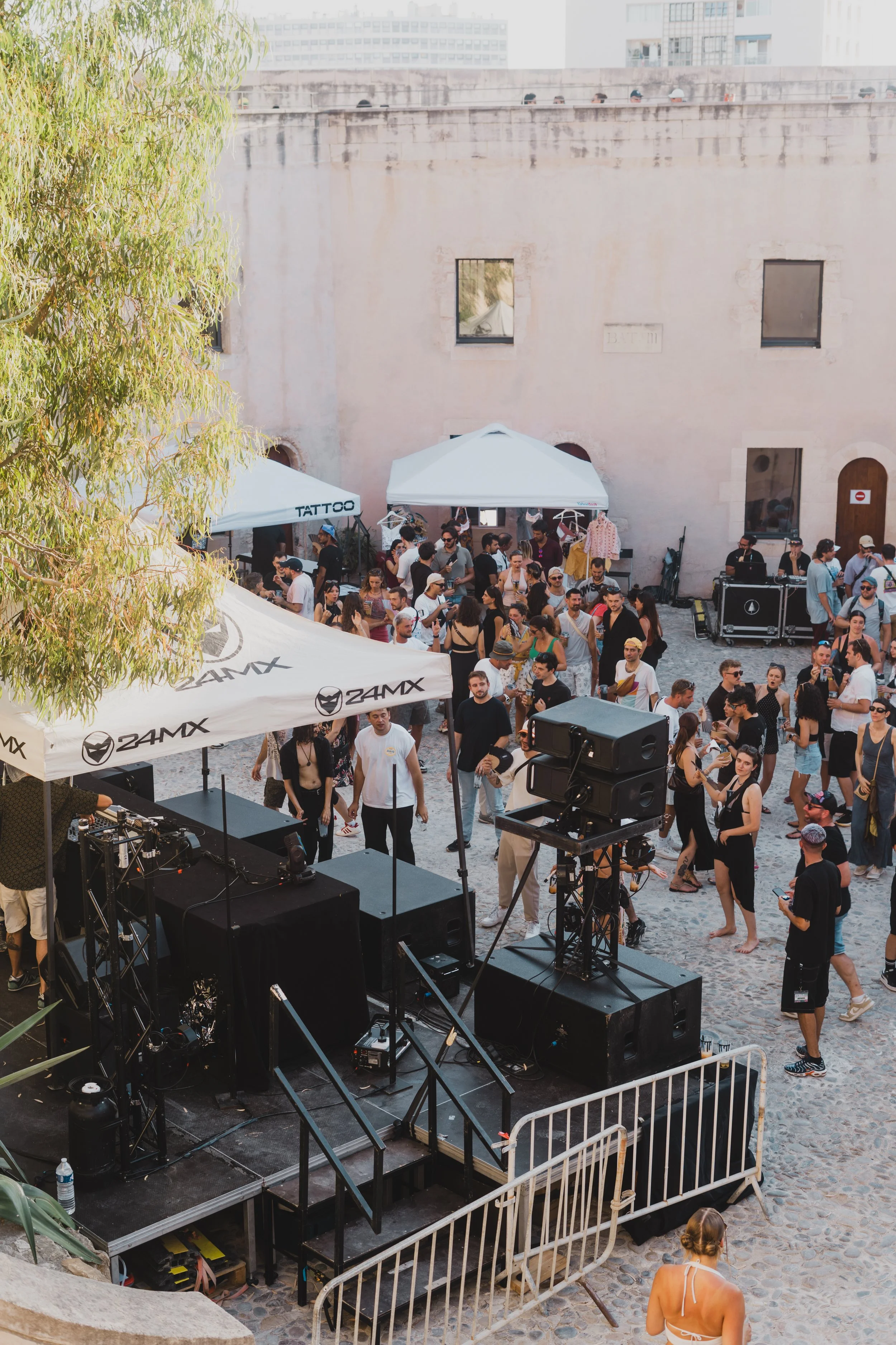 public-citadelle-marseille.jpg