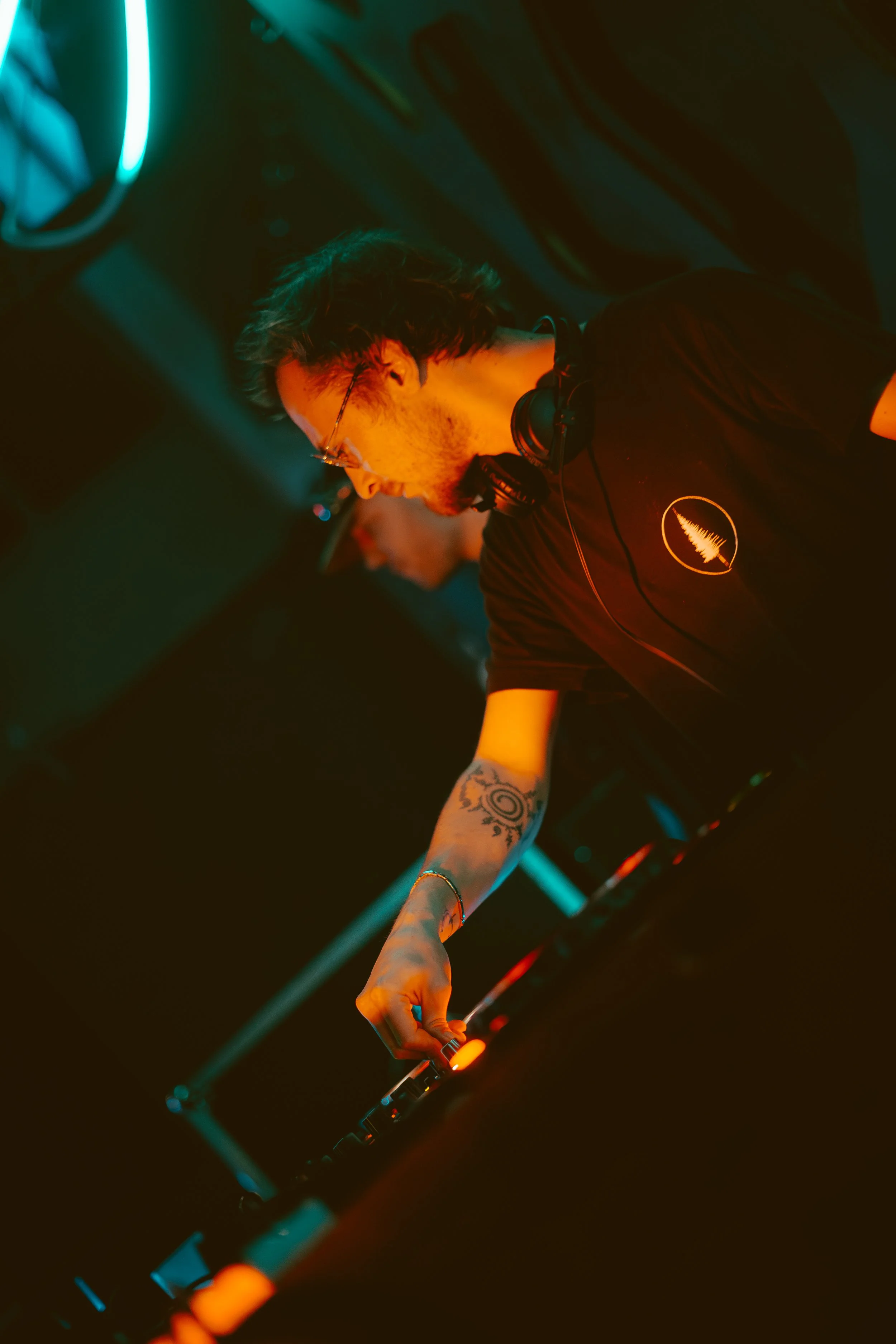 dj-dopamin-seahorse-absolem-marseille.jpg