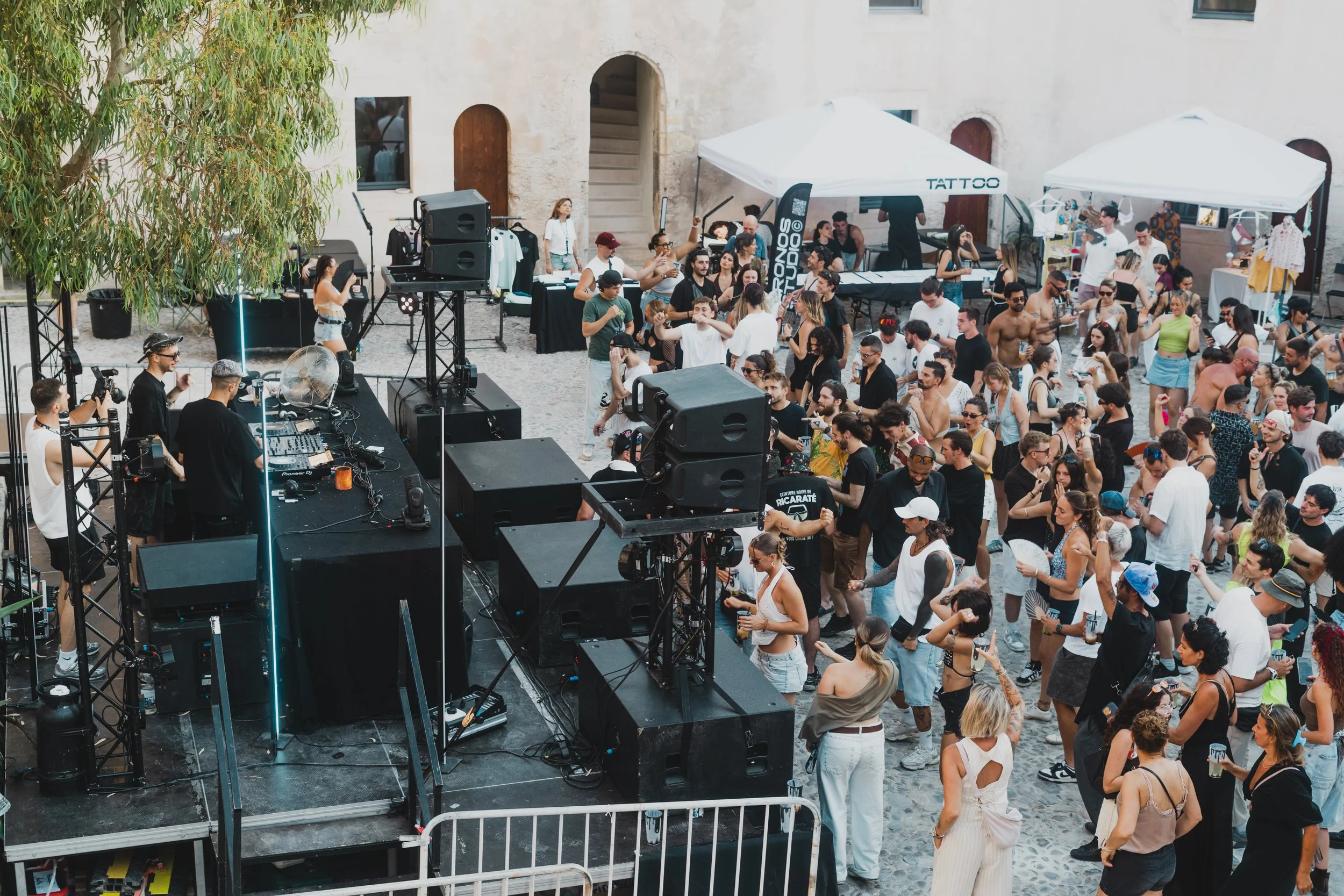 dj-peaksou-manil-citadelle-marseille.jpg