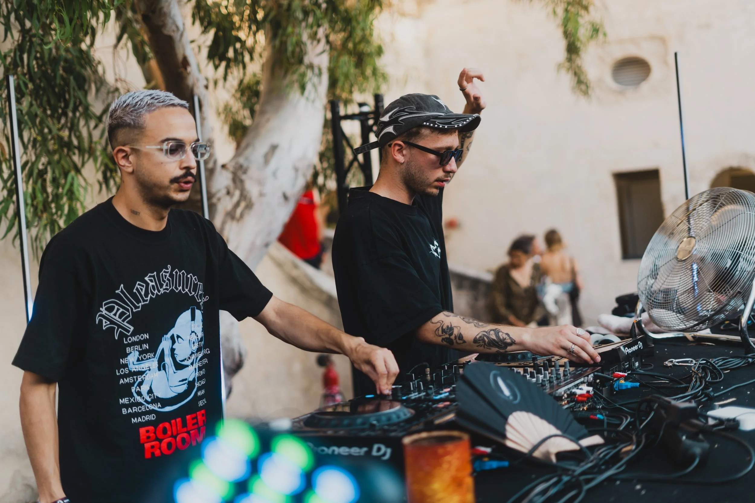 dj-peaksou-manil-citadelle-marseille.jpg