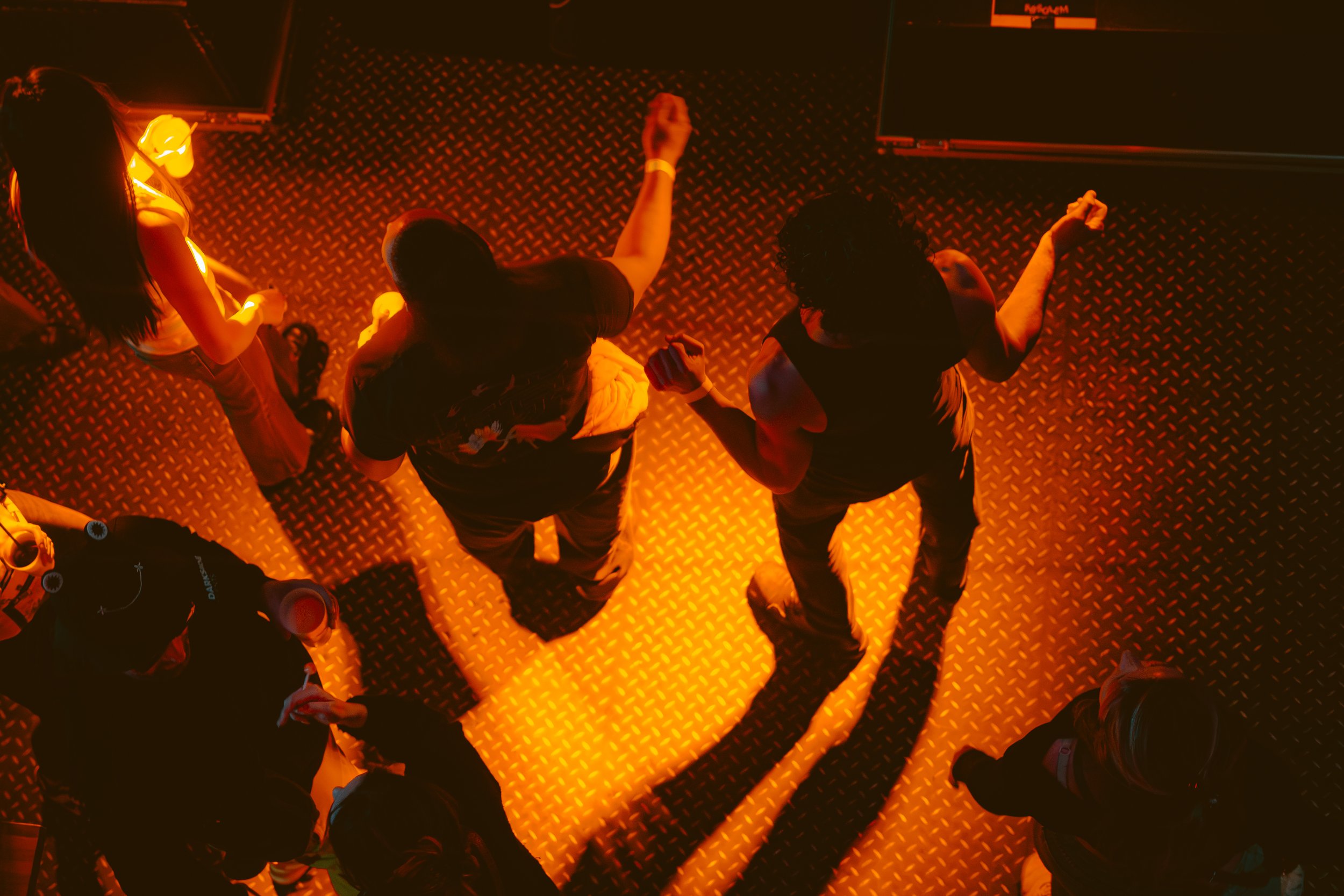public-pulse-absolem-marseille.jpg