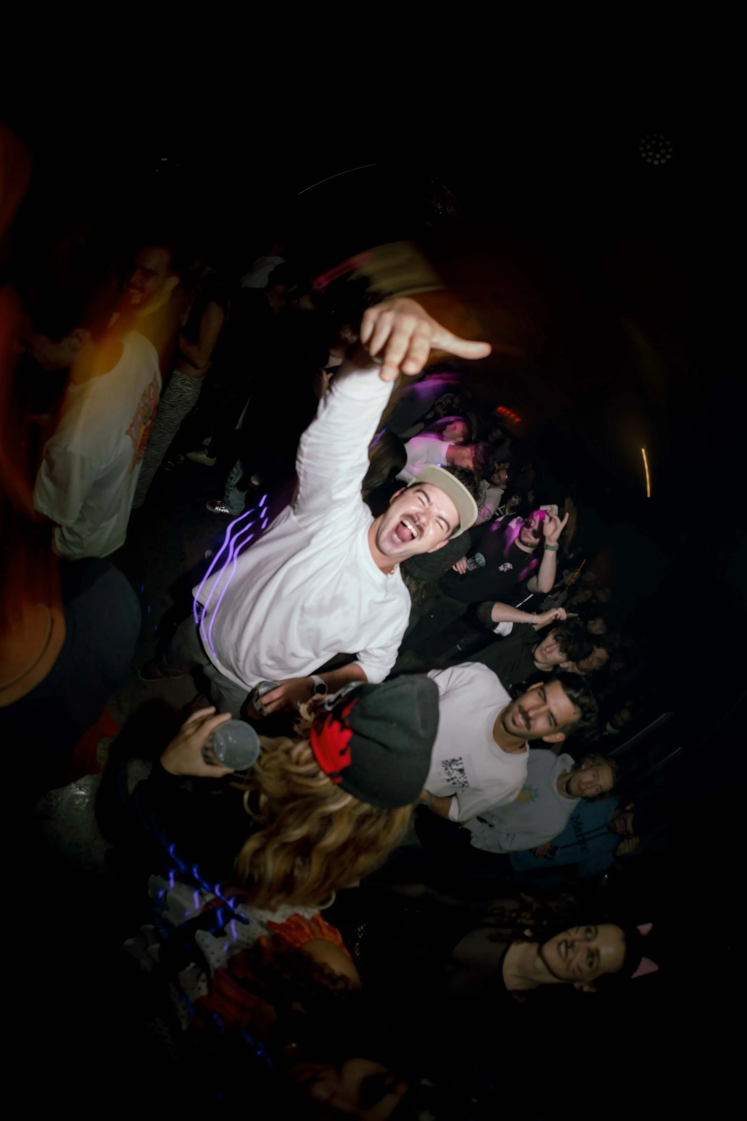 Darkside events_soirée_Hautes-alpes_Hollow.jpg