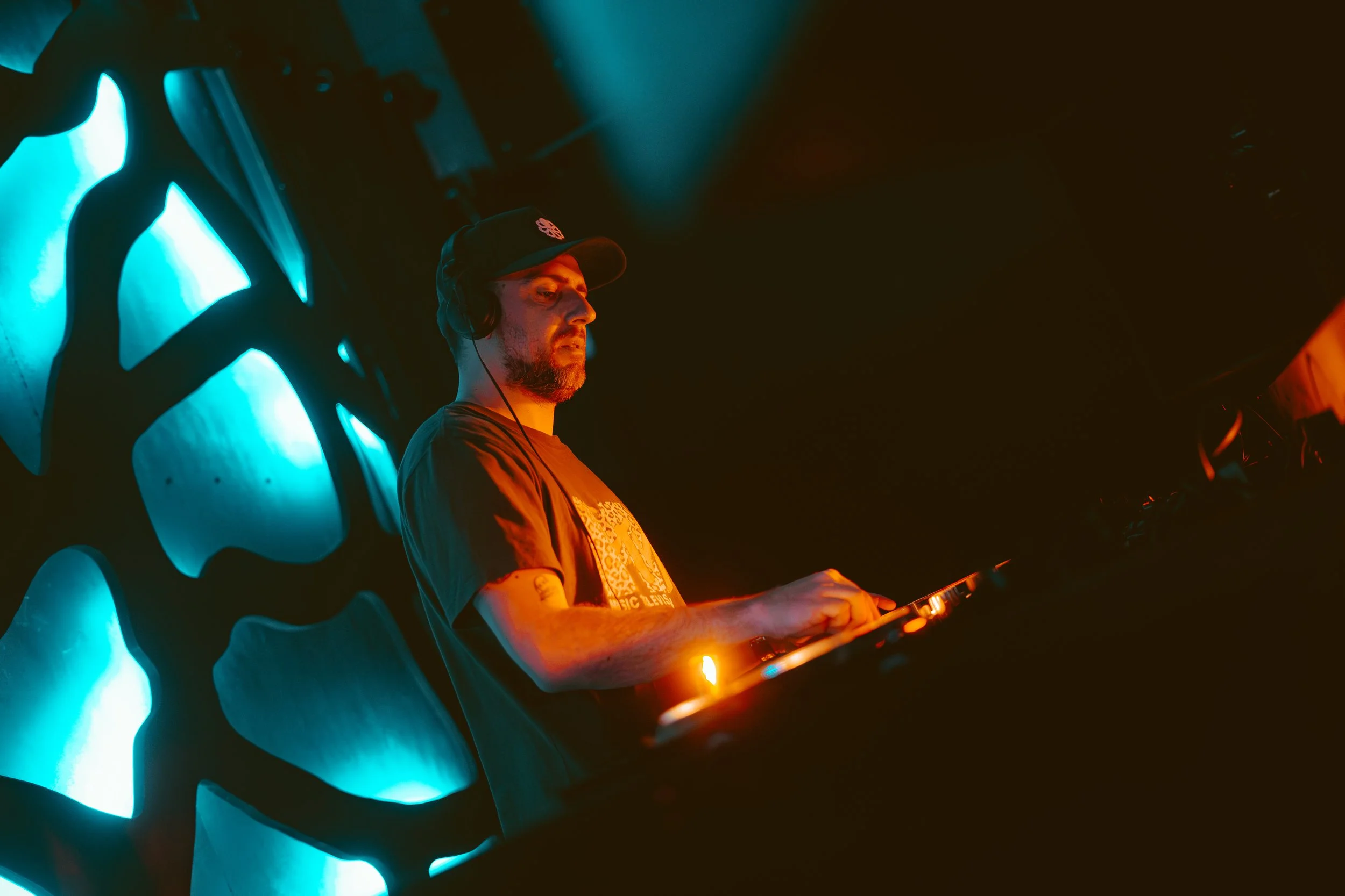 dj-unstatic-pulse-absolem-marseille.jpg