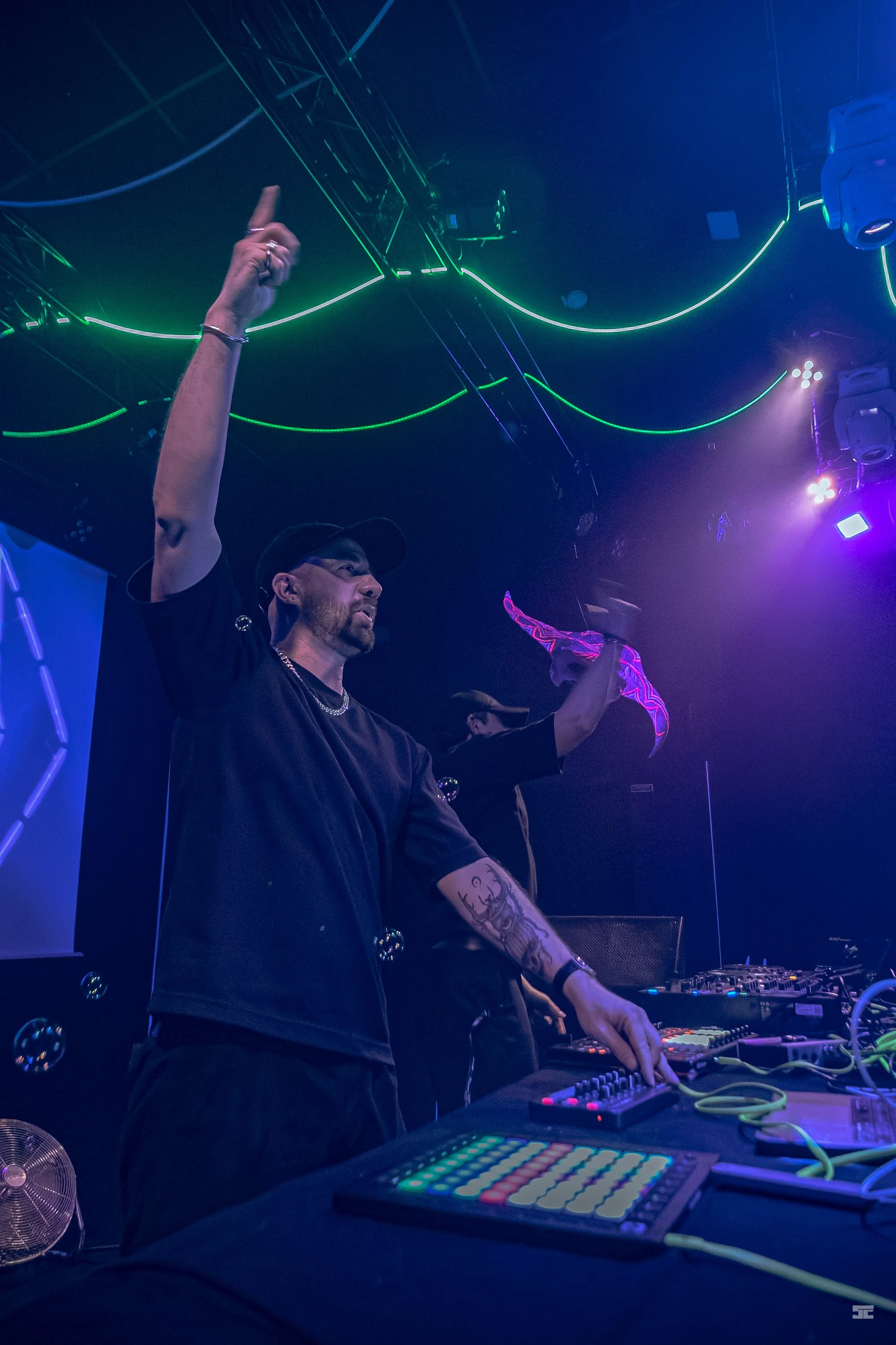 dj-binary-squad-spirits-abyss-oracle-tempo-gap.jpg