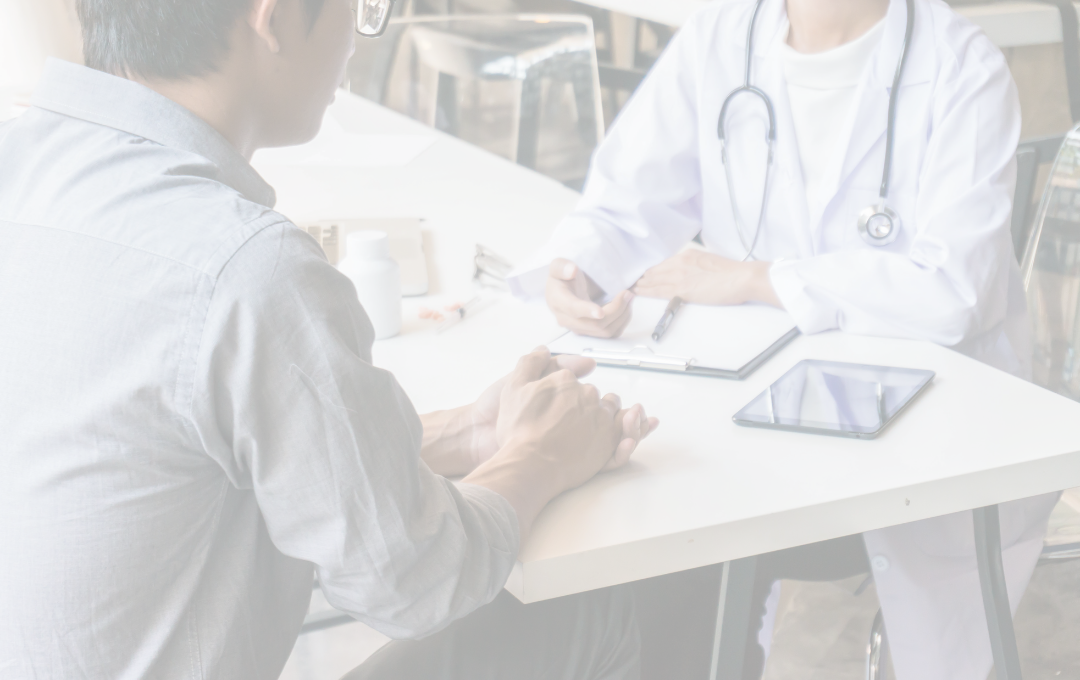 Man in pain getting a consult