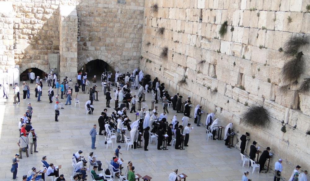 morning-prayers-at-the-western-wall-in-jerusalem.jpg