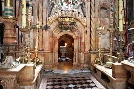 Church of Holy Sepulchre Tomb of Jesus.jpg