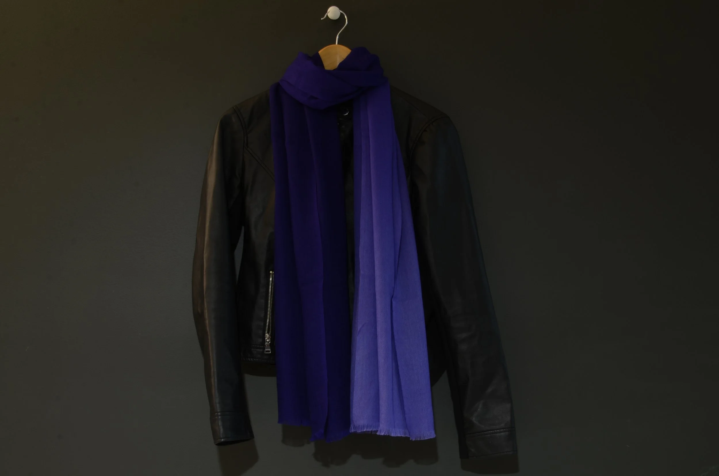 Blues Pure Cashmere Elegant Ombre Fringed Shawl - Landscape