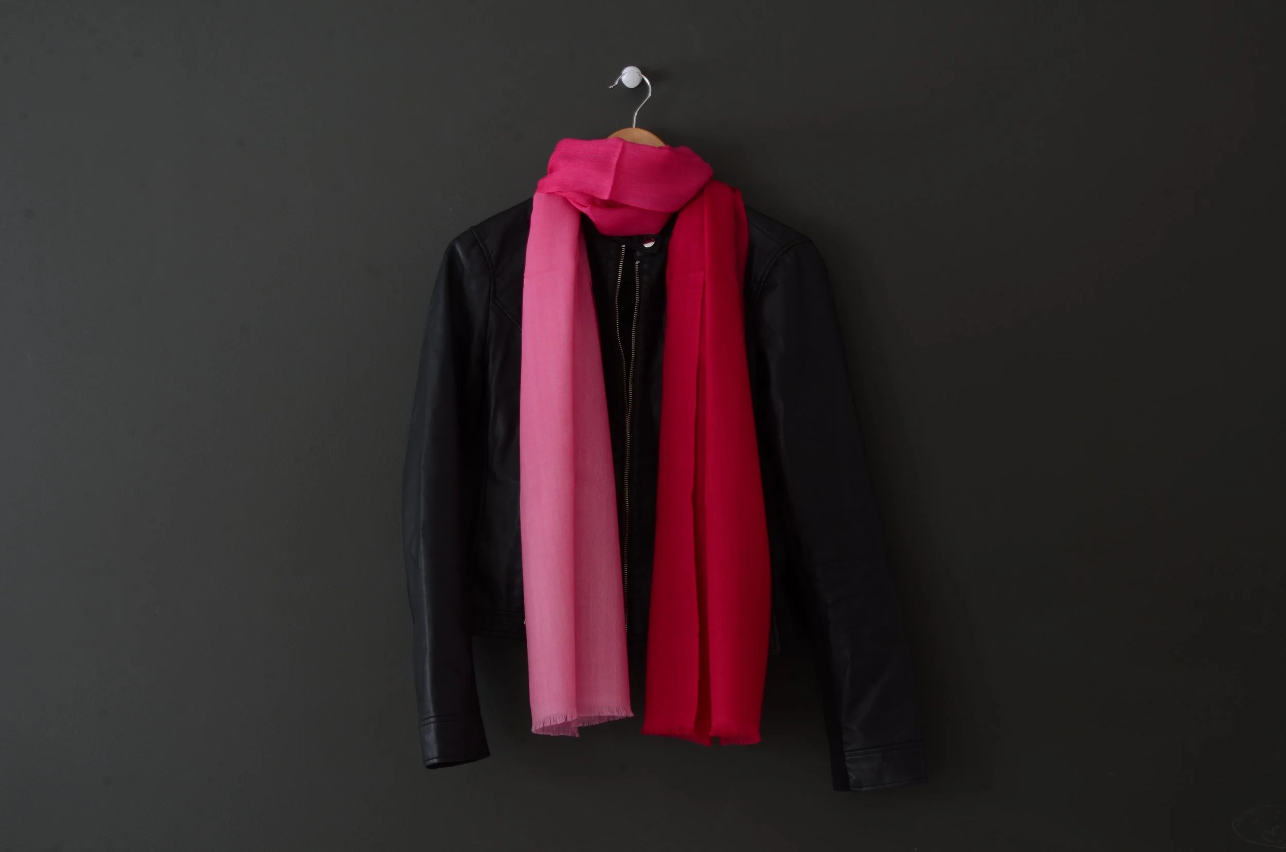 Fushias Pure Cashmere Elegant Ombre Fringed Shawl - Landscape