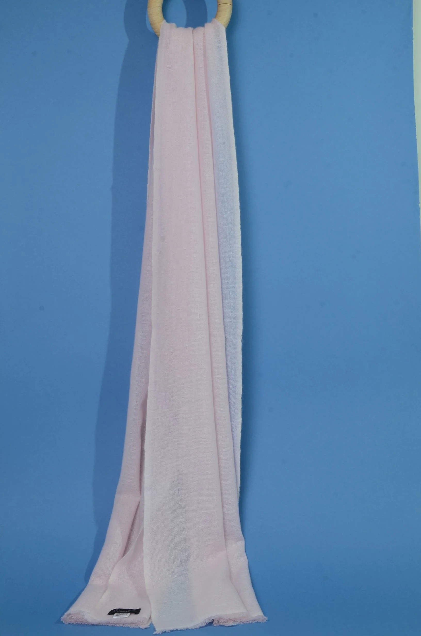 Blushing Pink Light Travel Pure Cashmere Neck Scarf
