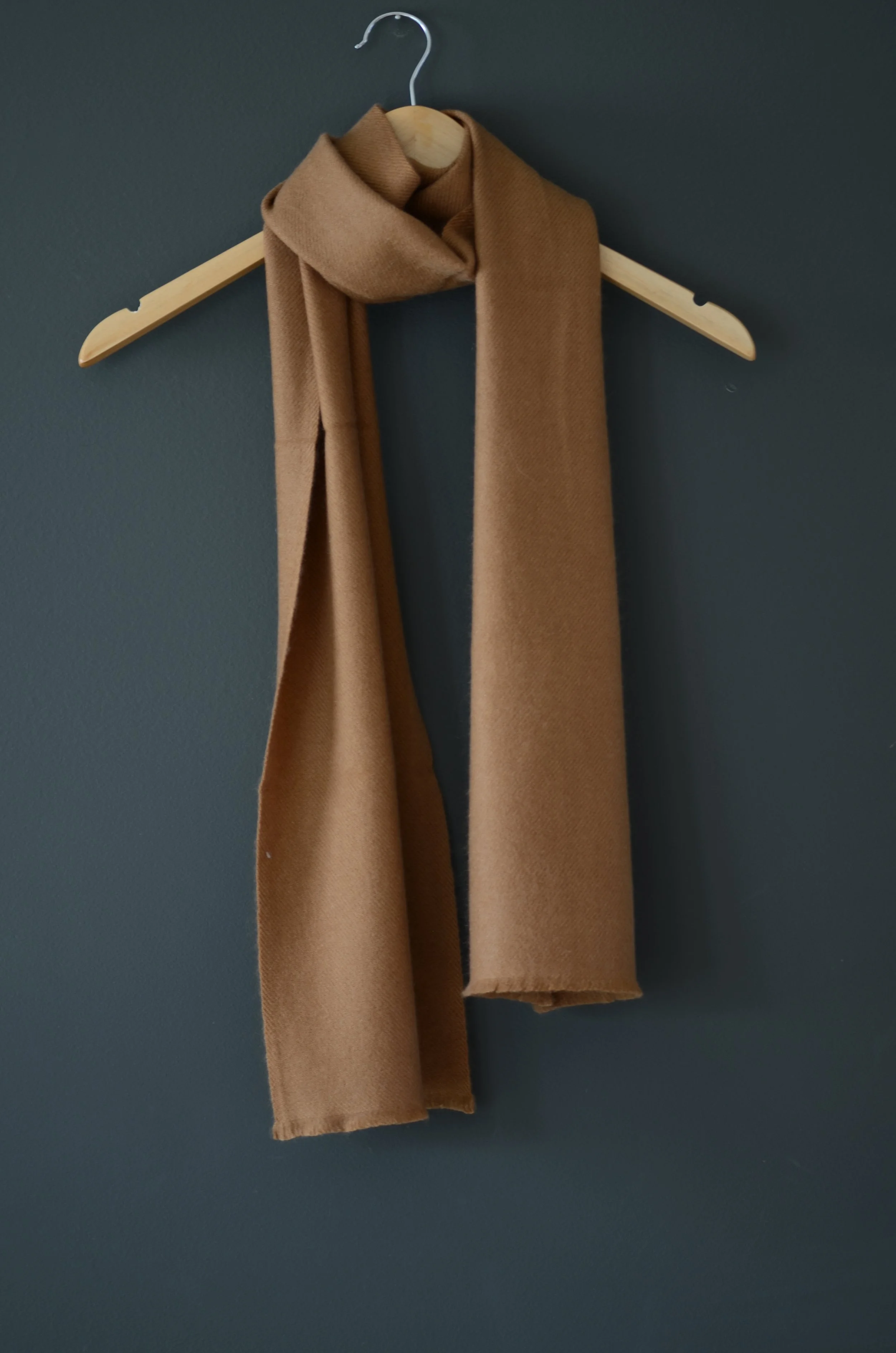 Camel Pure Cashmere Coat Scarf - Unisex - Landscape