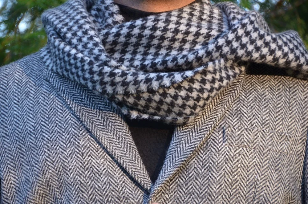 Black and White Hounds Tooth for Men and Women - Landscape
