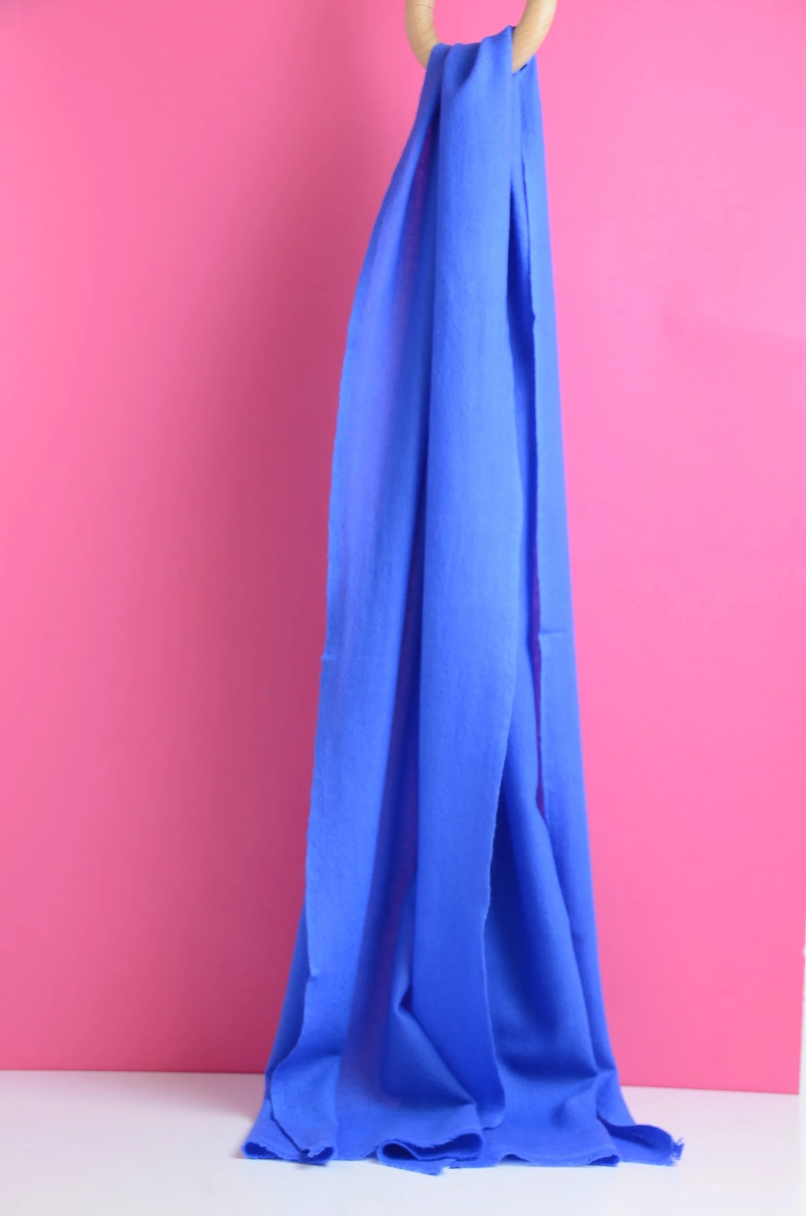 Ultramarine Blue Light Travel Pure Cashmere Neck Scarf - Portrait