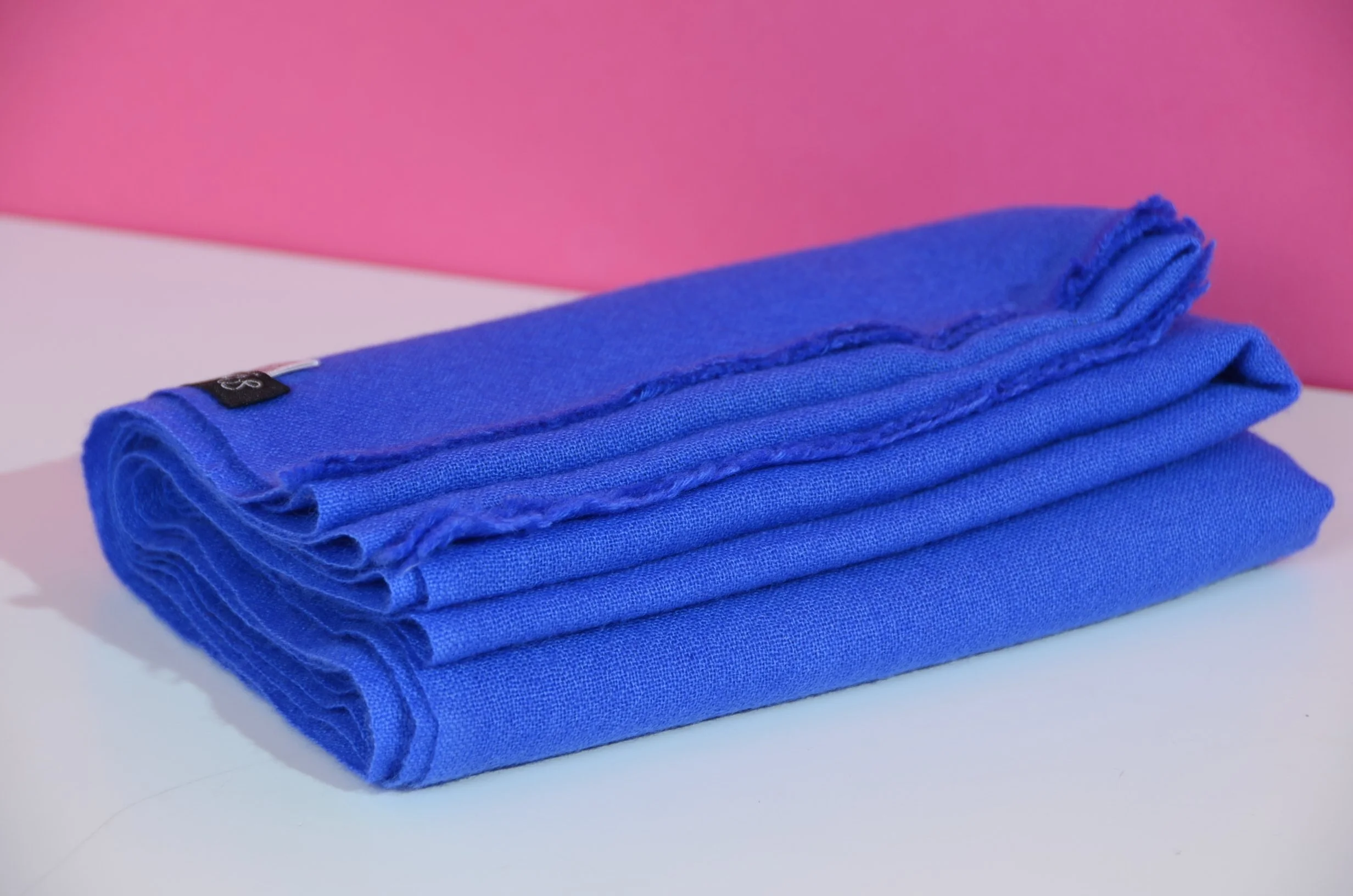 Ultramarine Blue Light Travel Pure Cashmere Neck Scarf