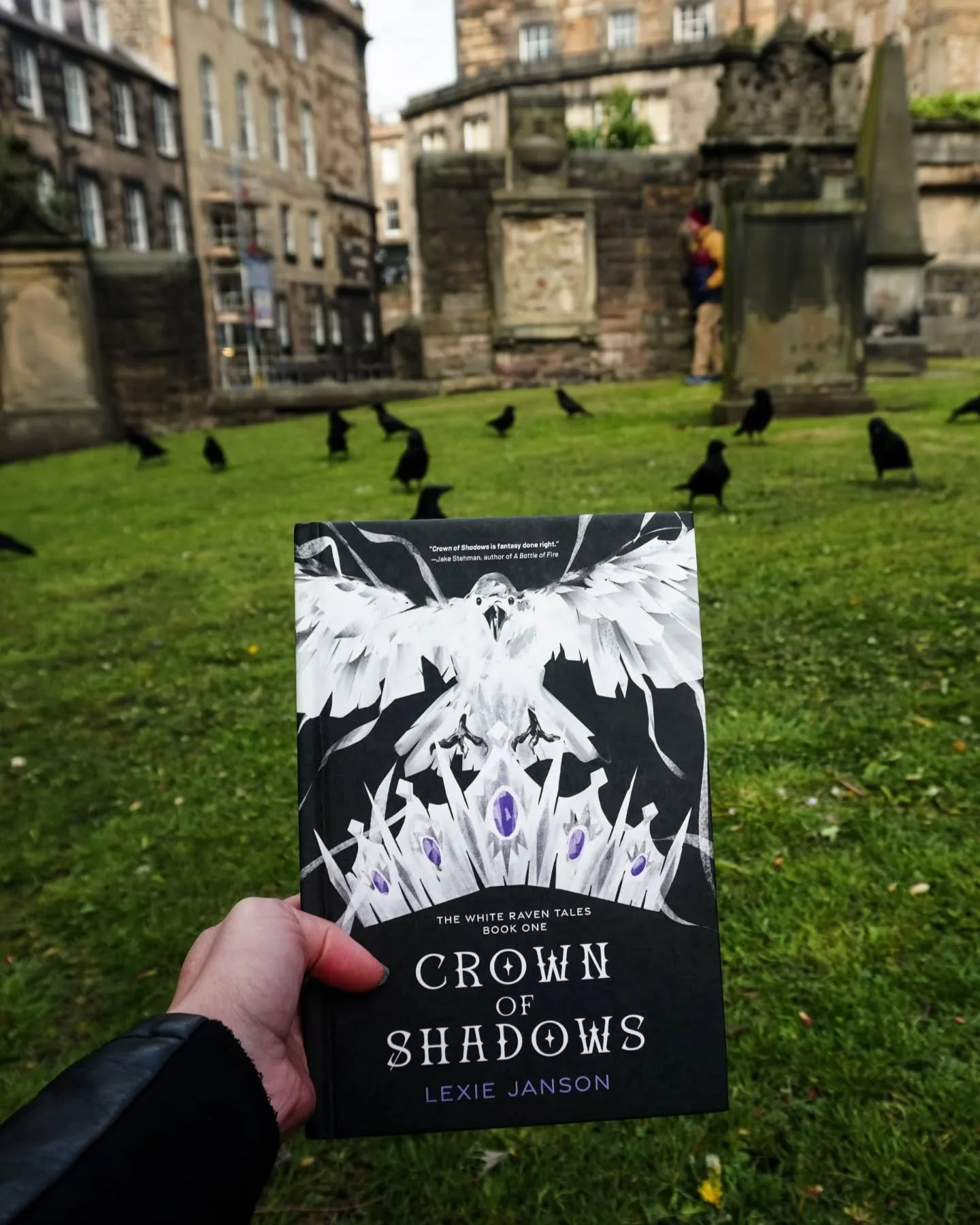 ​I was told that if you write about dark folklore long enough, the shadows start to find you. I didn&rsquo;t realize they&rsquo;d show up demanding snacks. 🐦&zwj;⬛🖤

​While trying to take some moody photos of Crown of Shadows in Edinburgh, a lovely