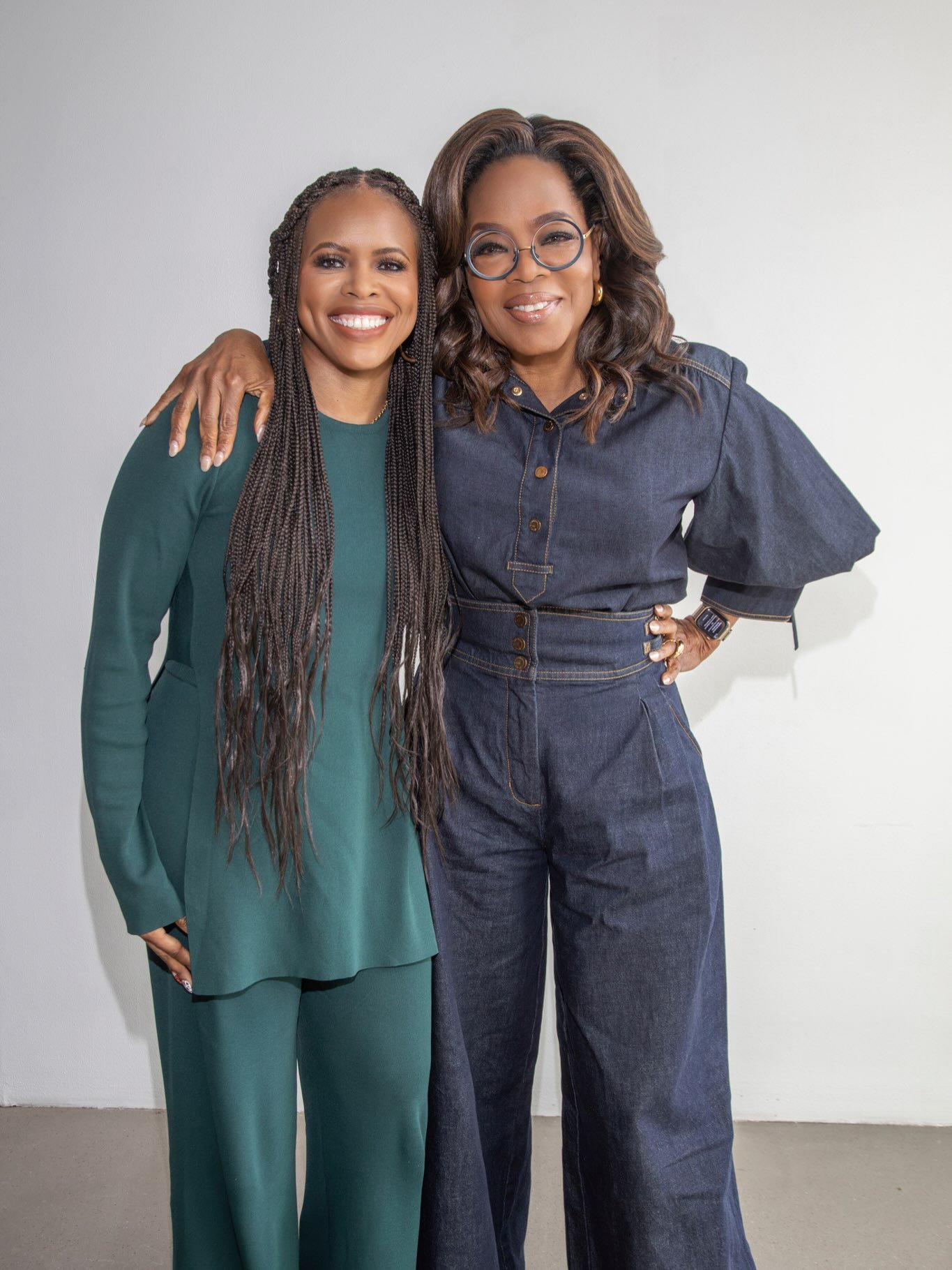 @oprah raised me (weekdays at 4 p.m.), and I&rsquo;m back on her podcast, doing what I love. 😭😀

In the latest episode of @oprahpodcast , we go deep on Quiet Quitting (Marriage). The mental load is heavy, and the women we spoke to have busy lives a
