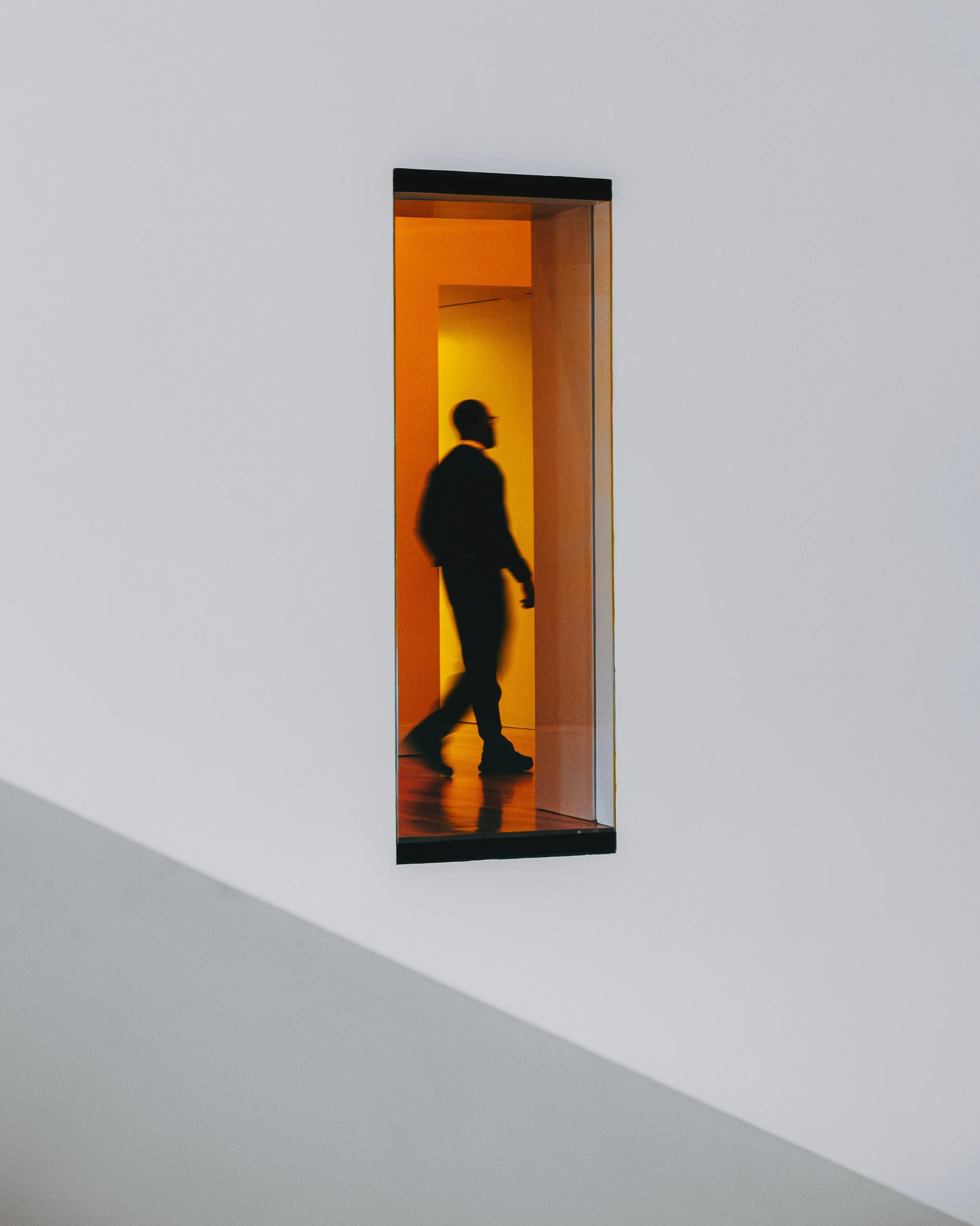 de Young Museum man in window.jpg