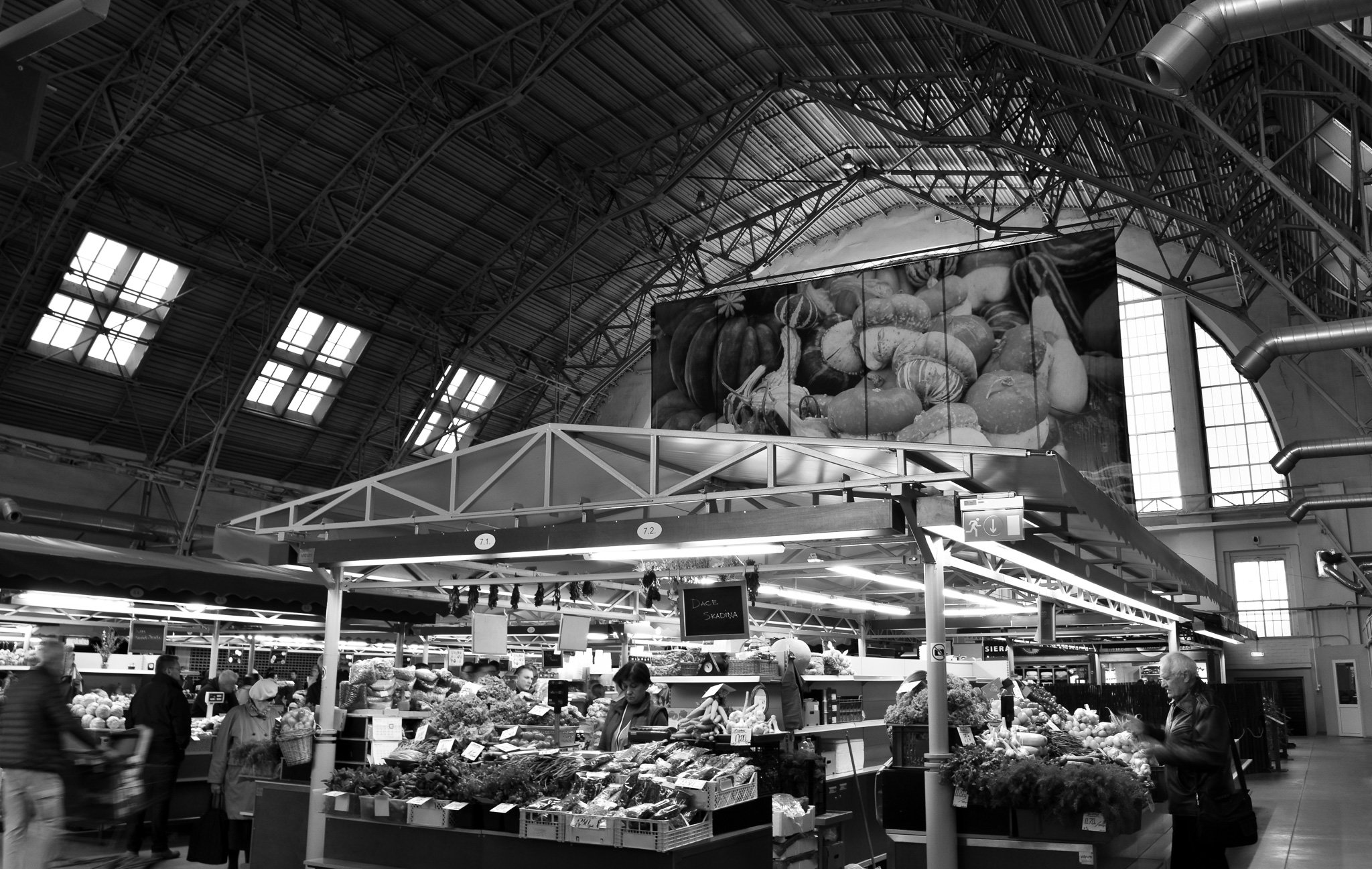 10052019 - RIGA - ZepellinHall - BNW.jpg