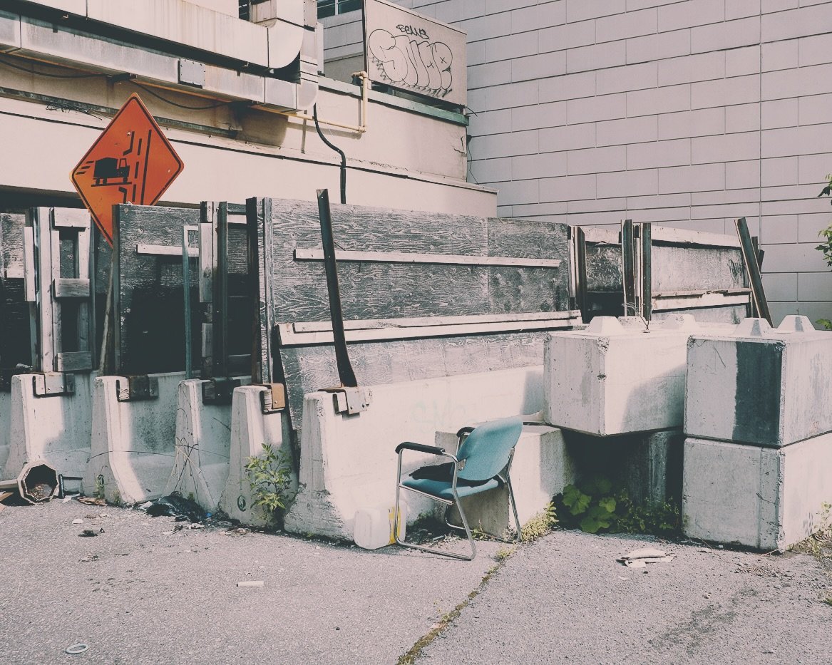 S A T  O U T S I D E