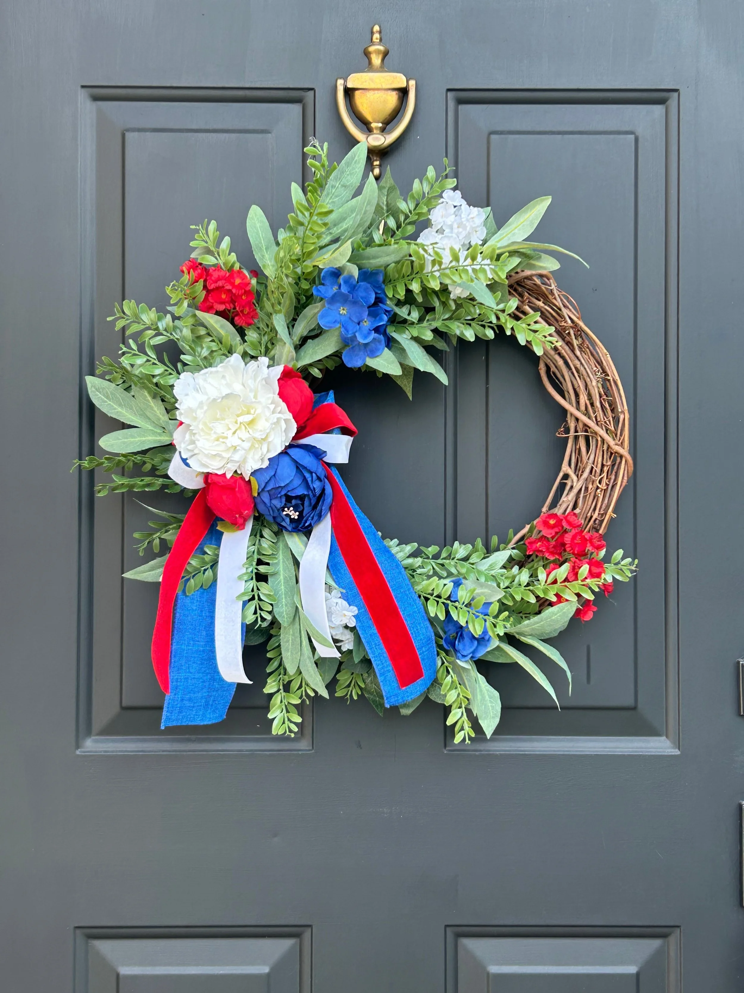 Crescent Patriotic with Bow 1.jpg