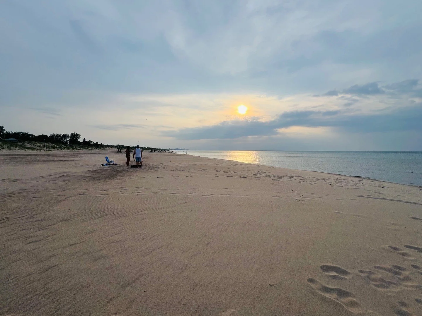Present state of mind in Marquette Park is beachy...
.
.
.
#visitmillerbeach #indianadunes #alongthesouthshore #visitindiana #travelindiana #southshore #garyindiana