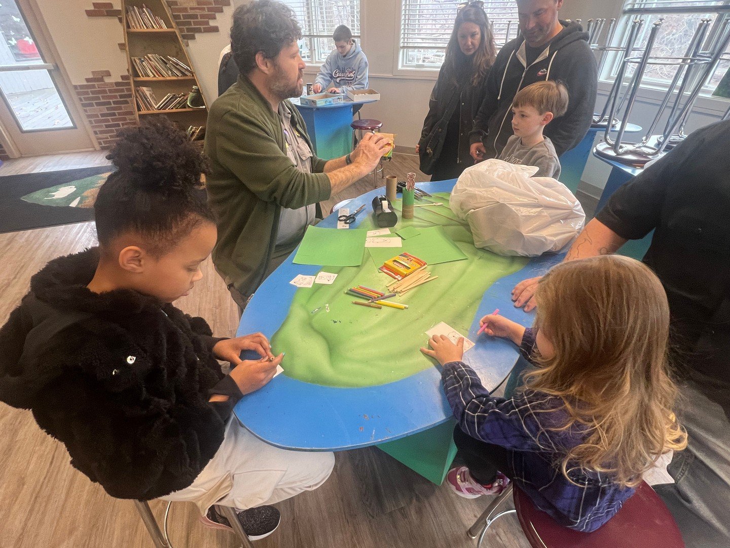 Looking for wholesome family fun for the kids? 🌿👨&zwj;👩&zwj;👧&zwj;👦

Just one block north of downtown Miller Beach on Lake Street, the Paul H Douglas Center is the perfect spot to explore, learn, and play!

Step inside for hands-on activities an