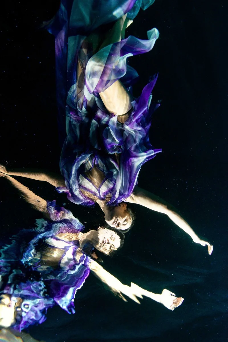01-Iris-van-Herpen-Carte-Blanche-SS23-Atmosphere-shot_2-50.jpg
