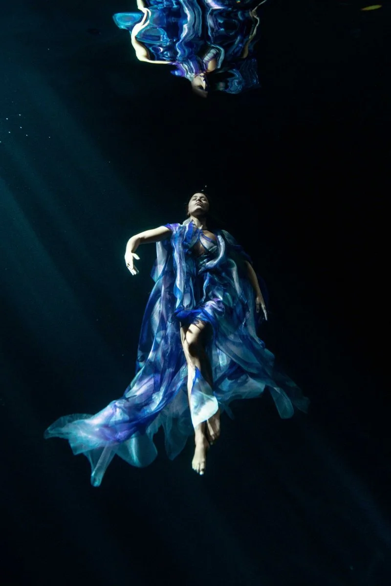 06-Iris-van-Herpen-Carte-Blanche-SS23-Atmosphere-shot_1-50.jpg