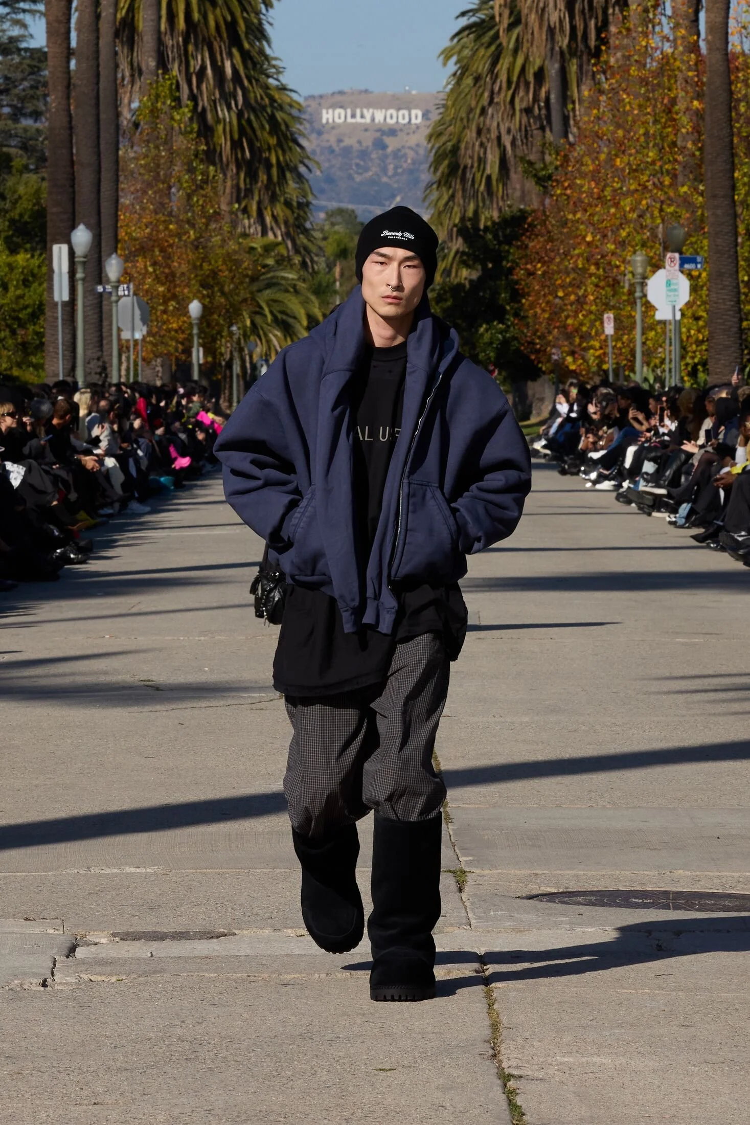Large-EDITO_DK_MB_LB_FA24_BALENCIAGA_FA24LOOKBOOK_LOOK25_2000x3000_2x3.jpg