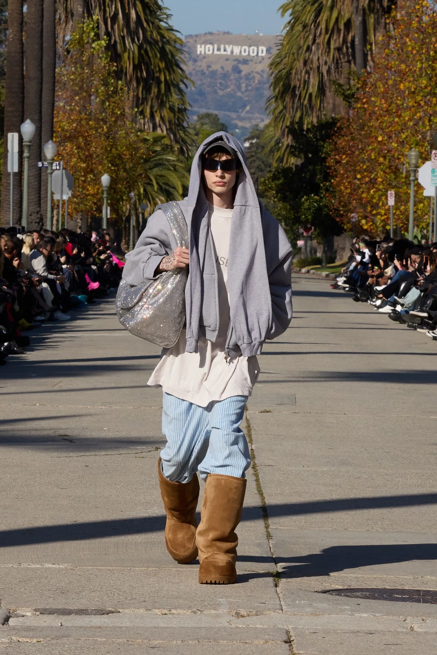 Large-EDITO_DK_MB_LB_FA24_BALENCIAGA_FA24LOOKBOOK_LOOK31_2000x3000_2x3.jpg