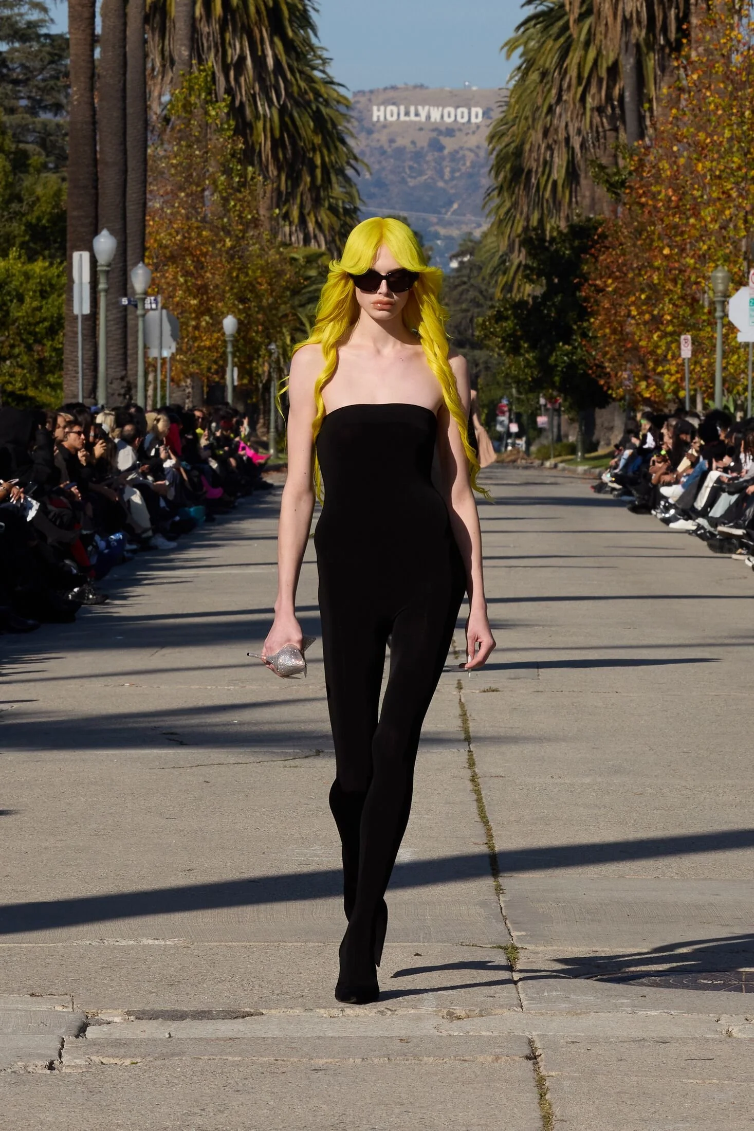 Large-EDITO_DK_MB_LB_FA24_BALENCIAGA_FA24LOOKBOOK_LOOK52_2000x3000_2x3.jpg