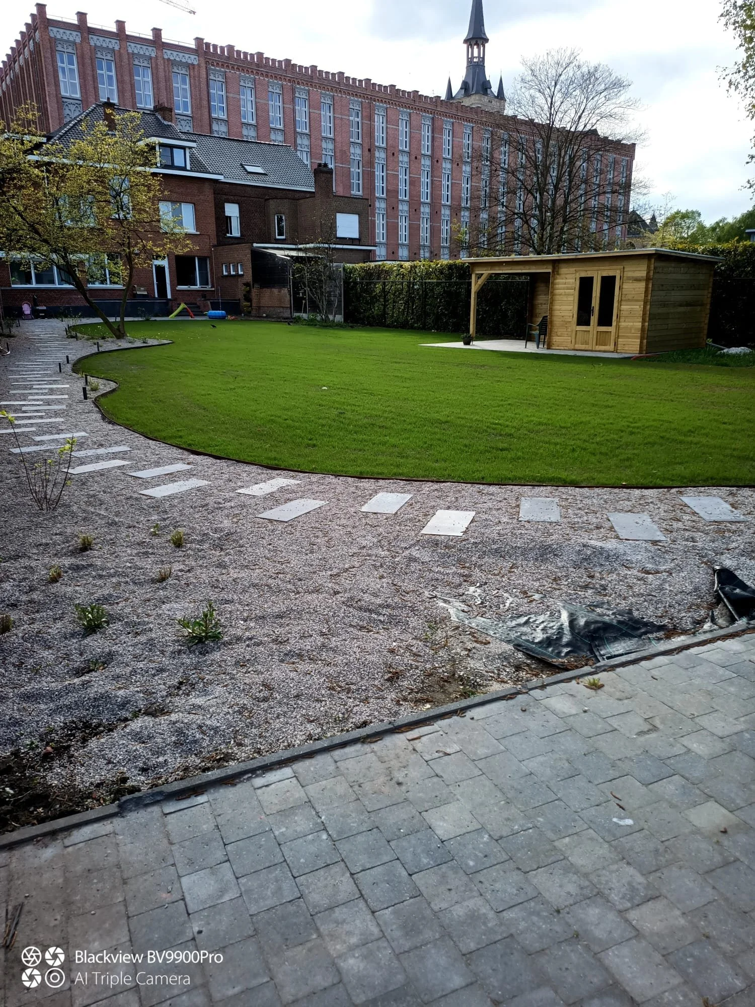 Tuinaanleg in Onze-Lieve-Vrouw-Waver