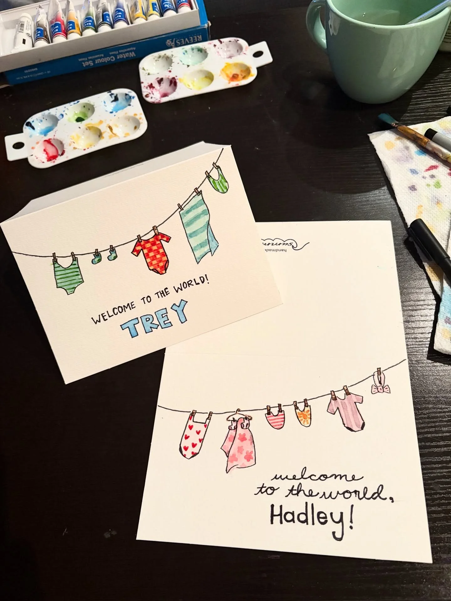 🎀🐳 Your auntie loves you!! 
.
.
#watercolor #babyshowercards #handmade #artsanscrafts #chicagoartist #localart #homemadecards