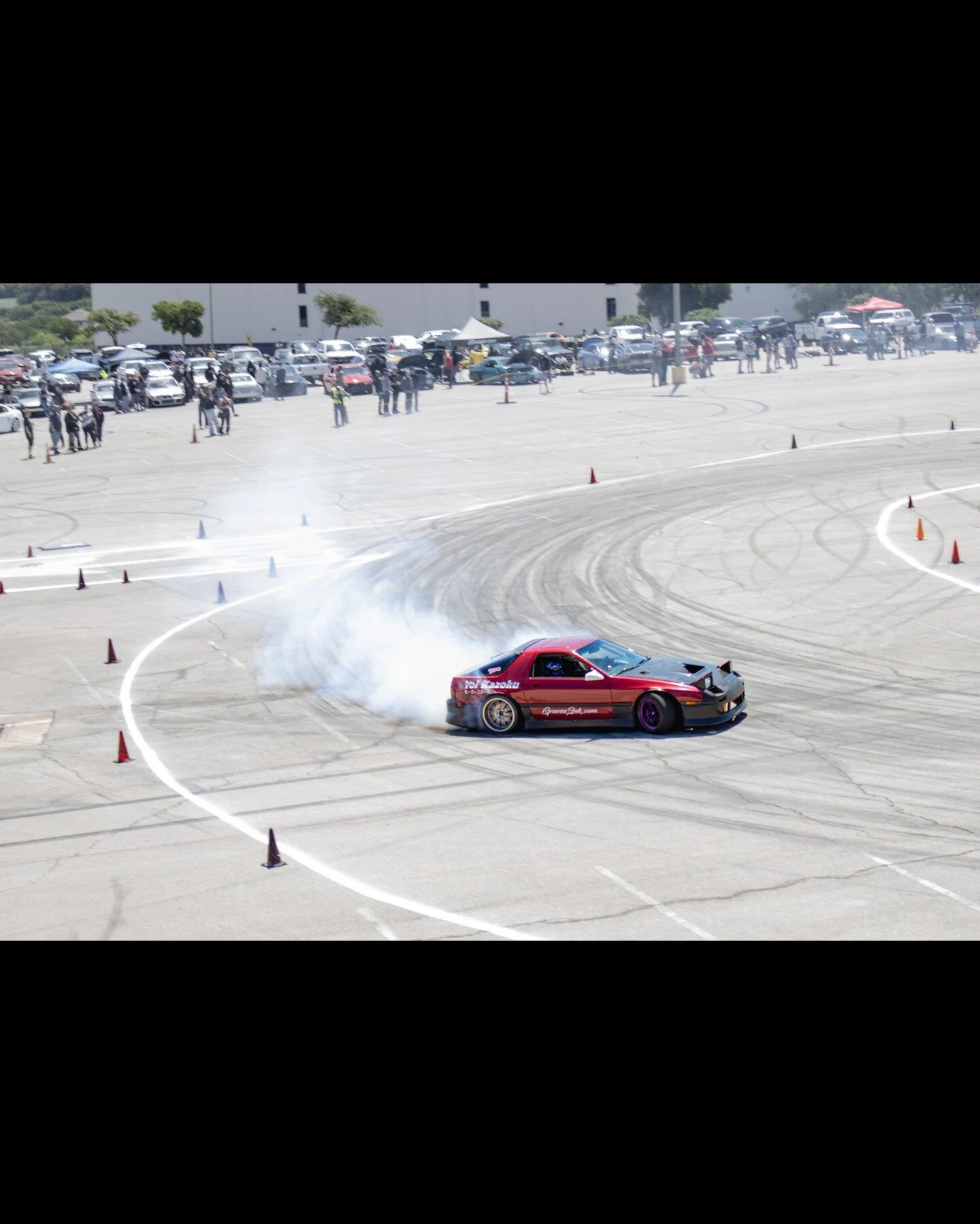 First photo set from Mallrats by @rivercitydrift 

Meanwhile while I'm getting together more pics and footy from the event.
Nice job everyone pitching in to keep these events groovin! Feels like they just get bigger and badder each time. Made for som