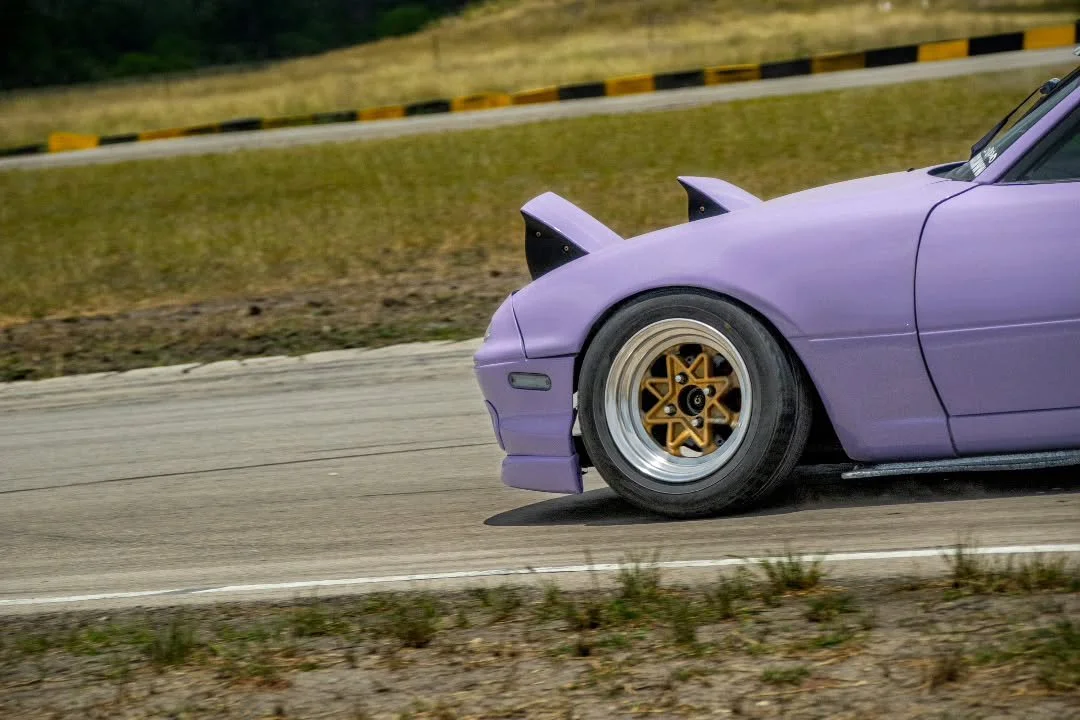 Late night post had to make a photoset of this color poppin ride before releasing the video tomorrow

#ʟɪɢʜᴛʀᴏᴏᴍᴇᴅɪᴛs #grassrootsdrifting #panningshot
