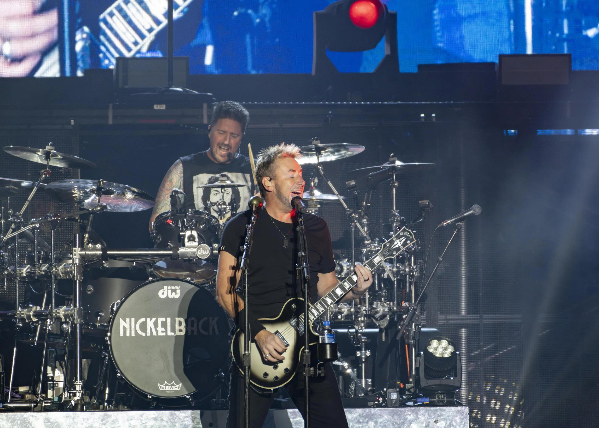 Nickleback-8-min.jpg