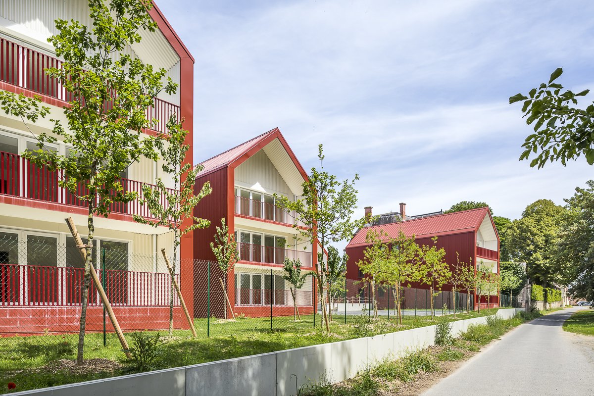 collective-housing-les-aulnes-in-chalons-en-champagne-philippe-gibert-architecte_11.jpg