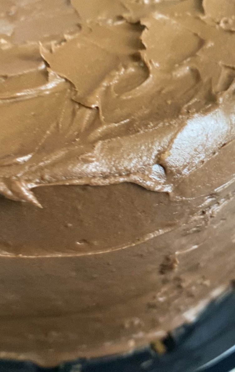 4 layer ChocolateFudge Cake .jpeg