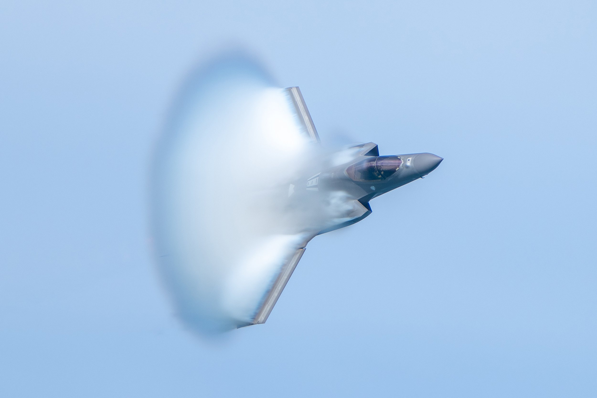 MiaAirShowjml01664v2.jpg
