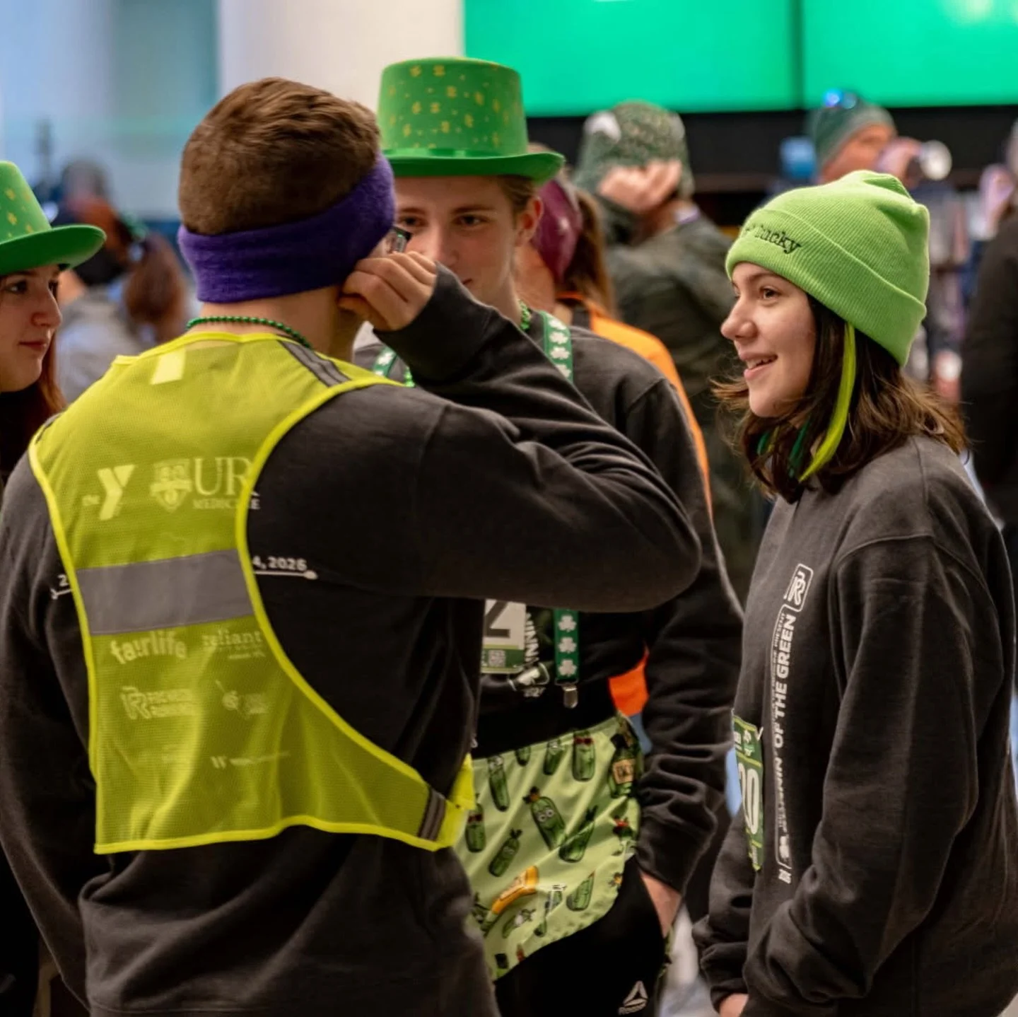 Lifter attempts running, the prize might have been bronchitis

(Love you, coach @julsanders_ ❤️)