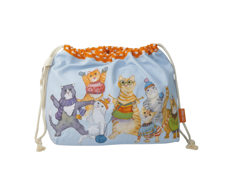 Kittens in mittens drawstring bags -min.png