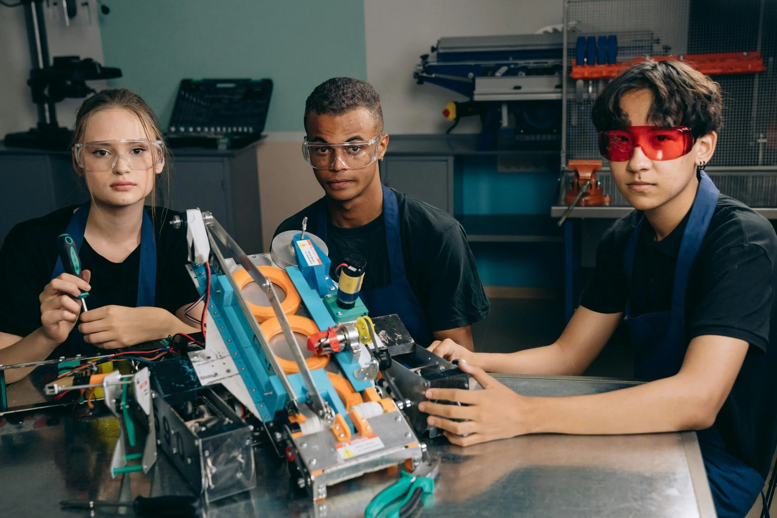 BLOG 83: Engineering Tomorrow — An Unbelievable (and 100% Free!) Opportunity for High Schools