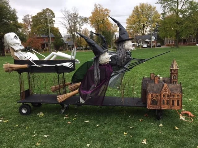 HitV Henry Witches Floats.jpg
