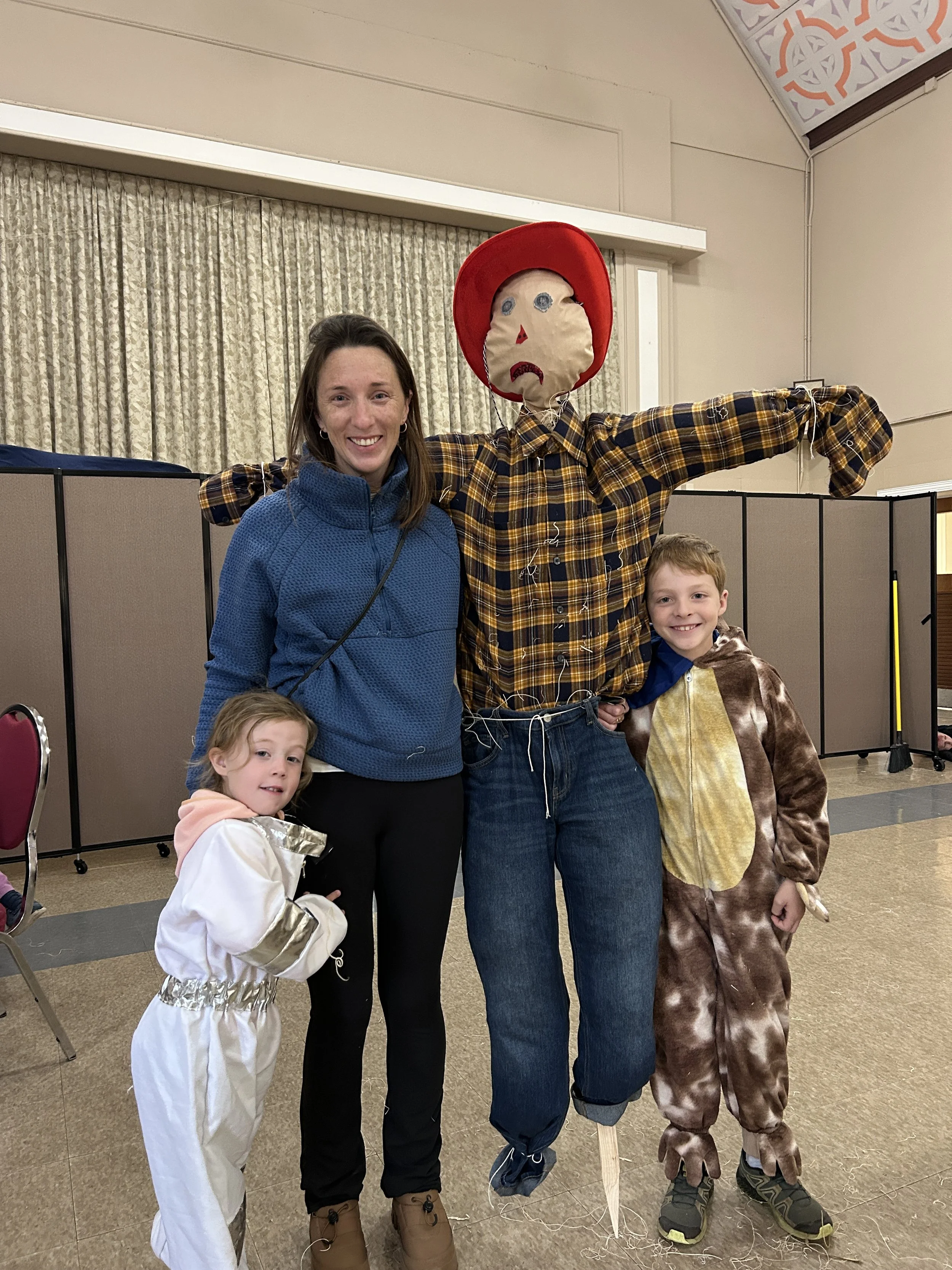HItV25 Scarecrow Workshop 2.JPG