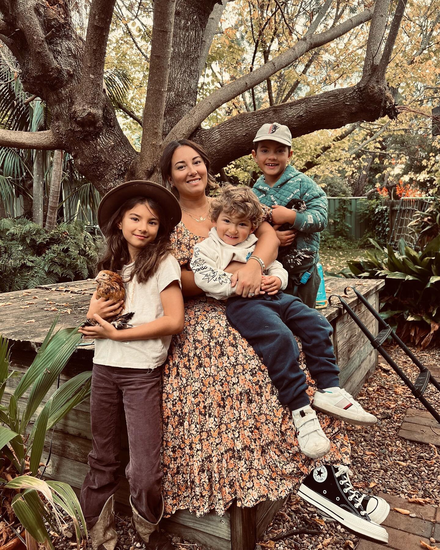 🌸 Happy Mothers Day 🌸

To all the mothers, mothers to be, mothers who have lost and woman who long time be mothers. I see you &amp; send you love on this day 🤍

from my family to yours! 🌸