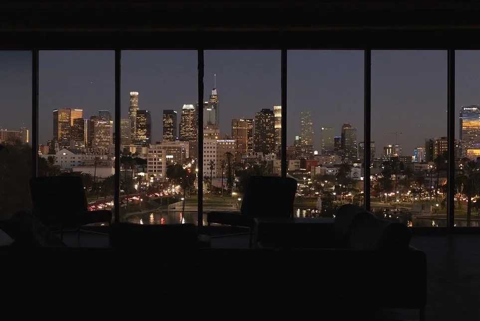 DTLA, different hours.
I can&rsquo;t say I love this city&hellip; but I love these moments 🤌🏼✨