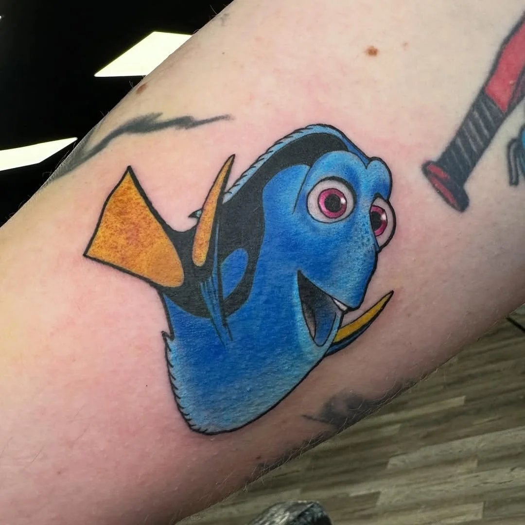 Finding Nemo Dory tattoo by resident artist @lexiwtattoos
&bull;
Just keep swimming 🎶
&bull;
&bull;
&bull;
&bull;
@folkloretattoocompany 
@kingpintattoosupply 
@fkirons 
@crybabytattooproducts 
#dory #findingnemo #findingdory #justkeepswimming #nemo