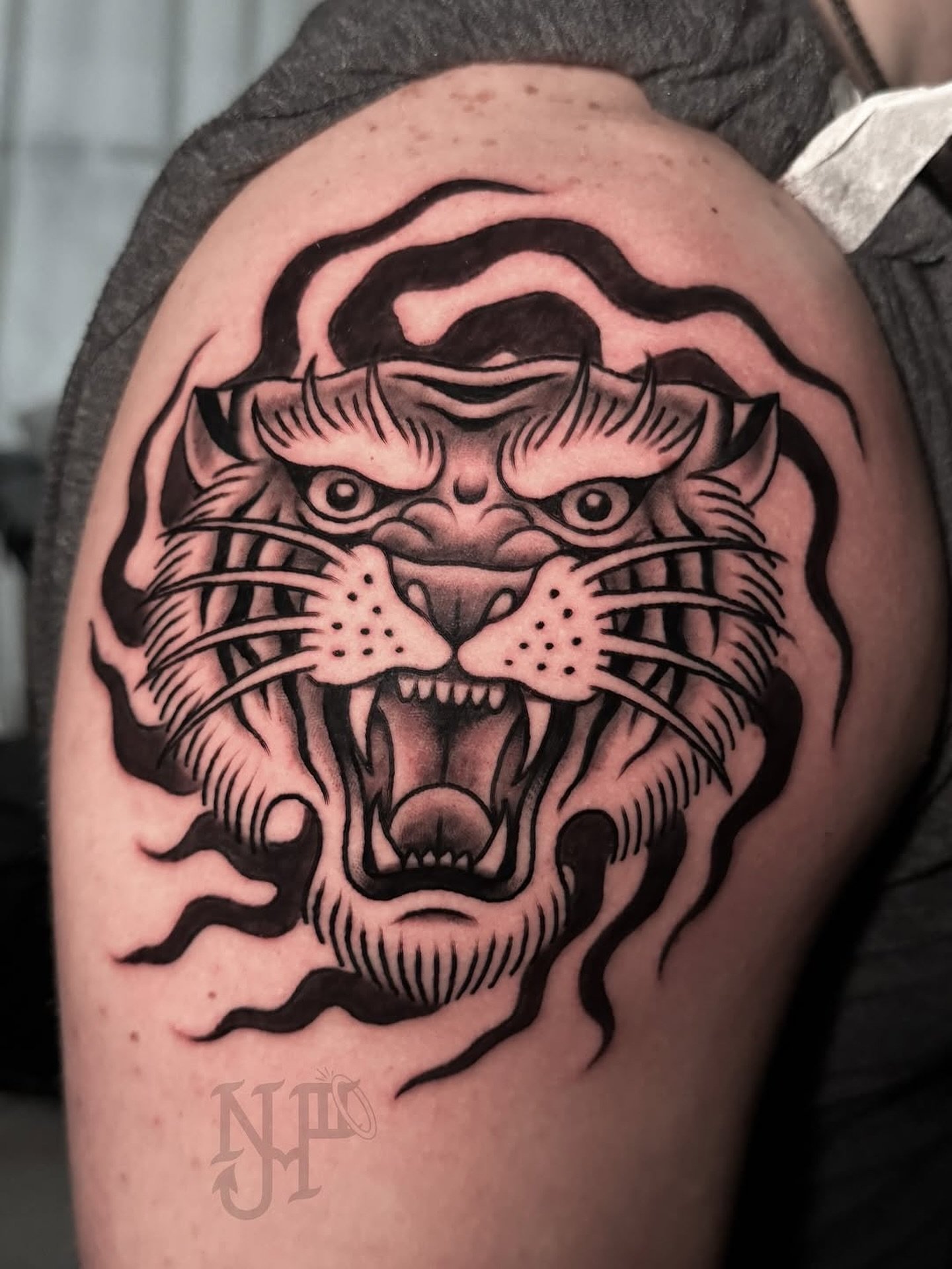 Tiger tattoo by resident artist @narythe3rd
&bull;
Hey, here&rsquo;s another tattoo I made. It&rsquo;s a pretty sicc blk &amp; grey tiger head with some grey wash flames swirling around it. Hope you like it. 🫶🏻

Booking November 
Please visit the l