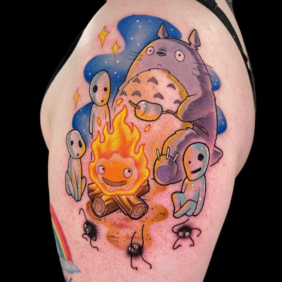 Totoro and Calcifer tattoo by resident artist @rogueheart.tattoo
&bull;
Nothing like a gang of cute little Studio Ghibli campfire buddies to get me hyped for Spring and Summer fun! 🔥 Thanks to Katherine, this was so much fun!

✨ If you would like to