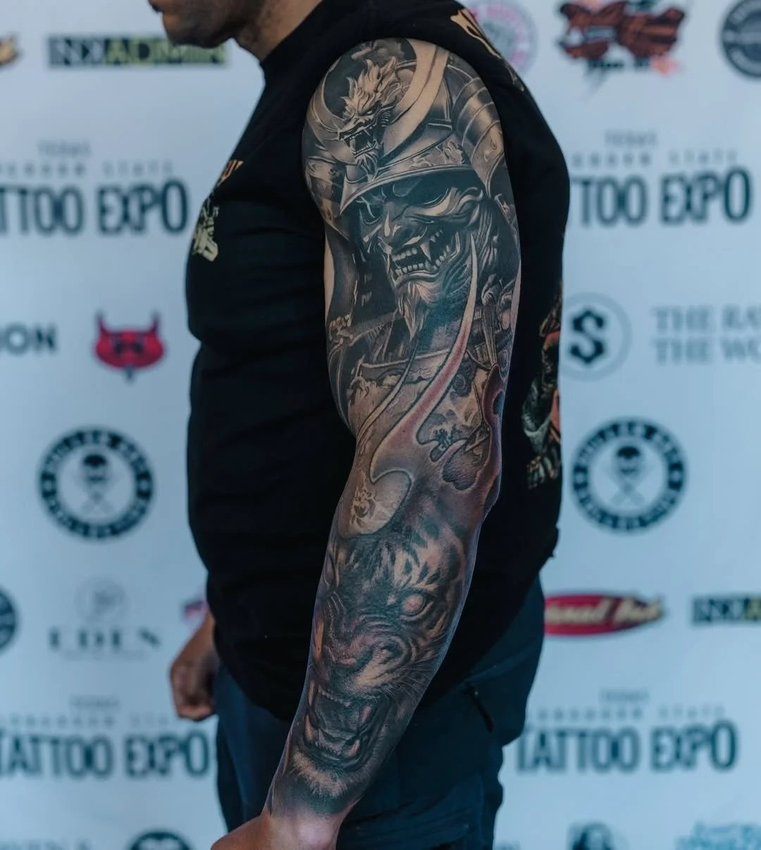 Samurai sleeve by resident artist @alejandro.1blood
&bull;
#dallastattooartist #dallastattooshop